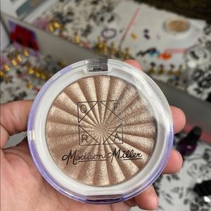 Ofra highlighter